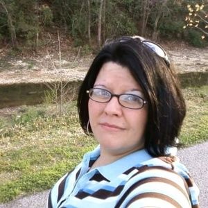 Meet your Posher, Saundra